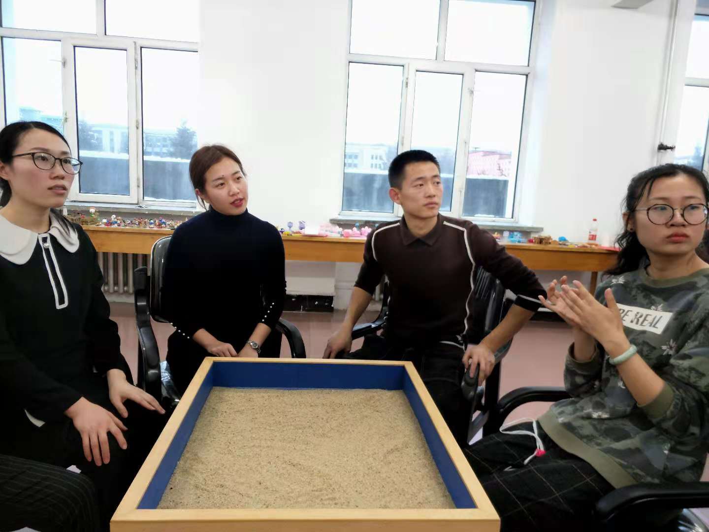 我校舉辦“科學(xué)減壓_促進(jìn)心理健康”團(tuán)體心理訓(xùn)練活動